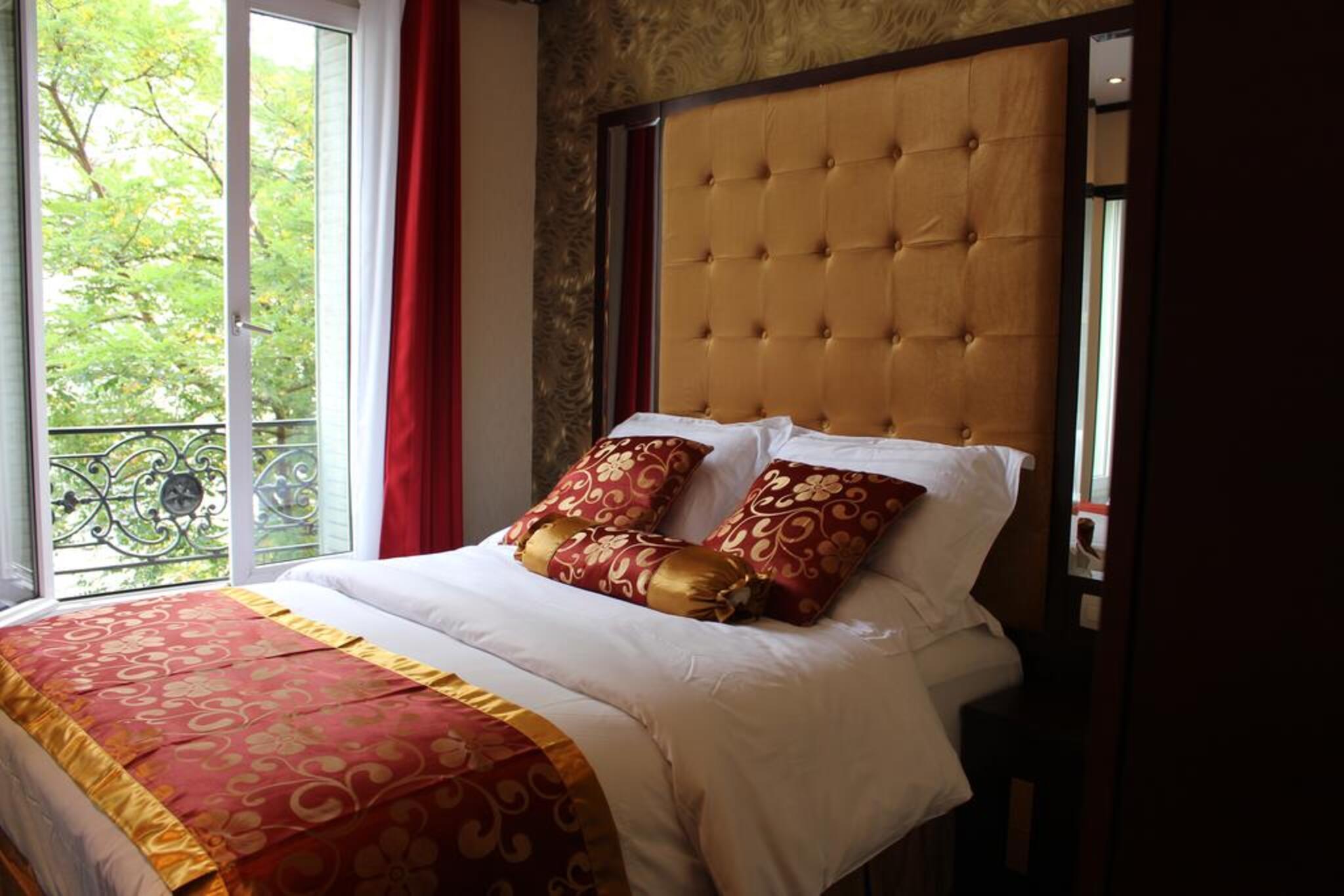 Hotel Des Buttes Chaumont Paris Bagian luar foto